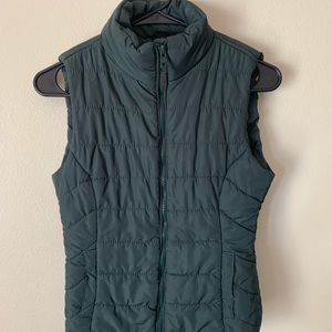 Aeropostale vest